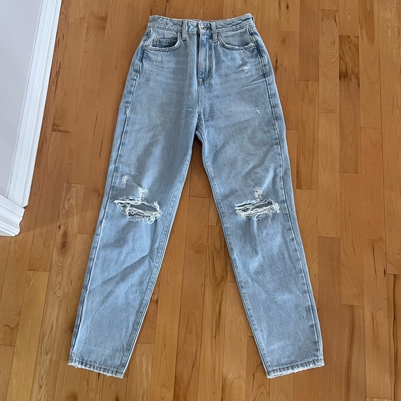 COPY - Zara jeans - Picture 1 of 6